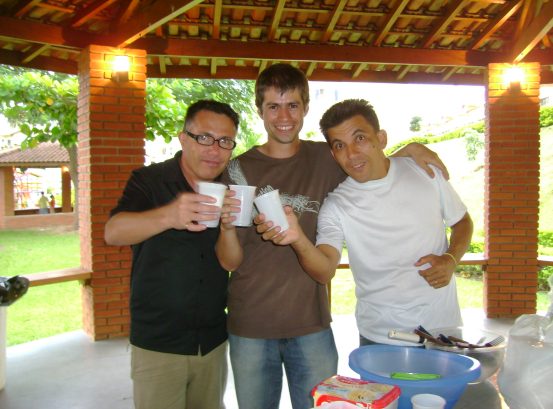 Magoo, Fabian e Torrine. J� na saideira, um binde ao Dia do M�gico