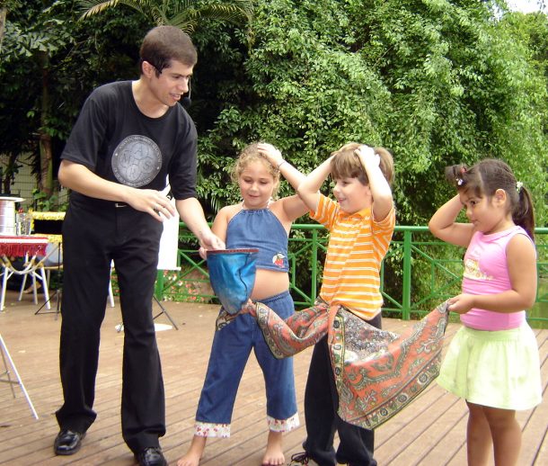 Fabian Rodrigues e sua especialidade, a Magia para Crian�as