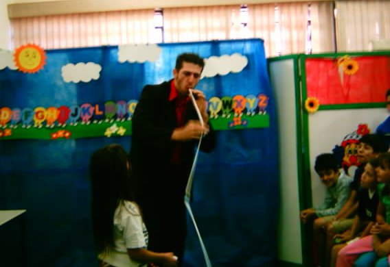 M�gico Deci na escola Edemir A. Digiampietri (Vl. Bar�o)