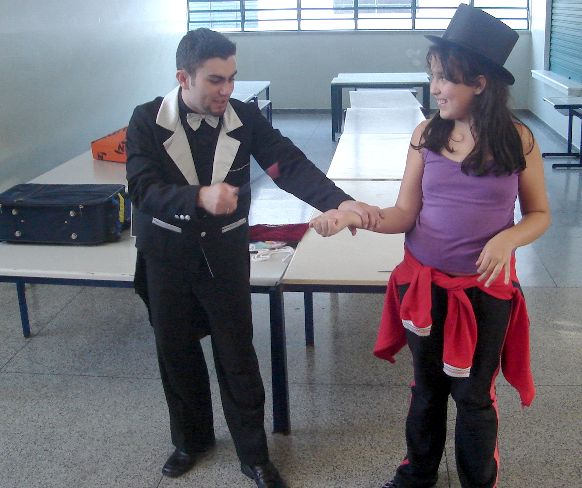 M�gico Jorge Amaral na escola Edward FruFru