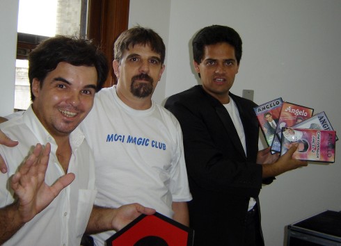 Os dealers Hugo Moraes e Roferto Jard�n e �ngelo