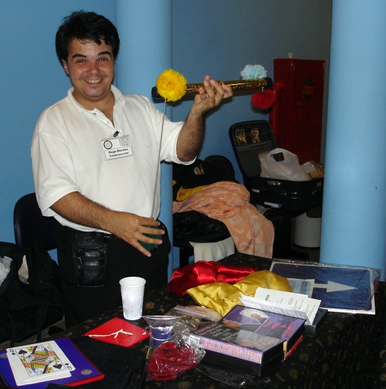 Hugo Moraes na Feira M�gica, reaberta ap�s o almo�o