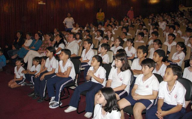 Alunos de 1a. a 4a s�rie presentes na primeira sess�o