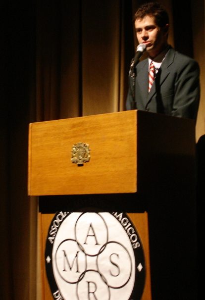 Fabian Rodrigues - Presidente da A.M.S.R. - durante seu pronunciamento