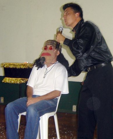 Encerrando o espet�culo, Torrine e seu n�mero de Ventriloquia