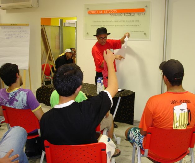 Professor Magoo comandando a parte pr�tica do curso