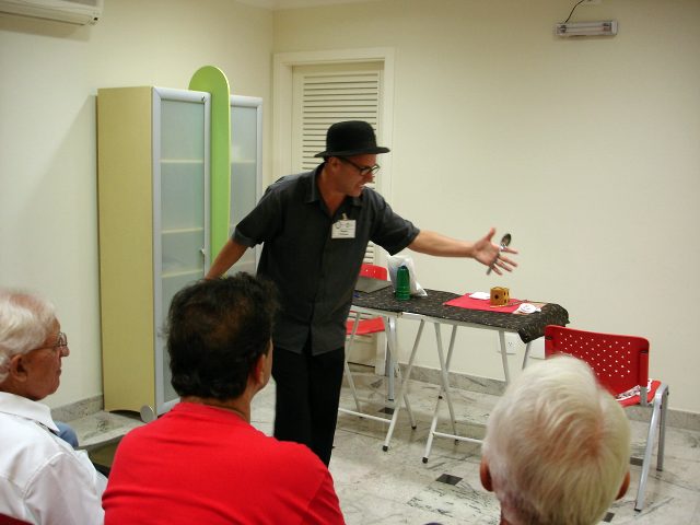 Professor Magoo comandando a parte pr�tica do curso